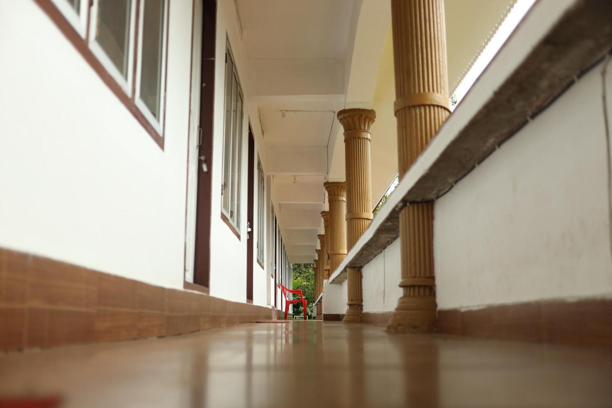 Ashramam Health Resort Kattappana Exterior photo